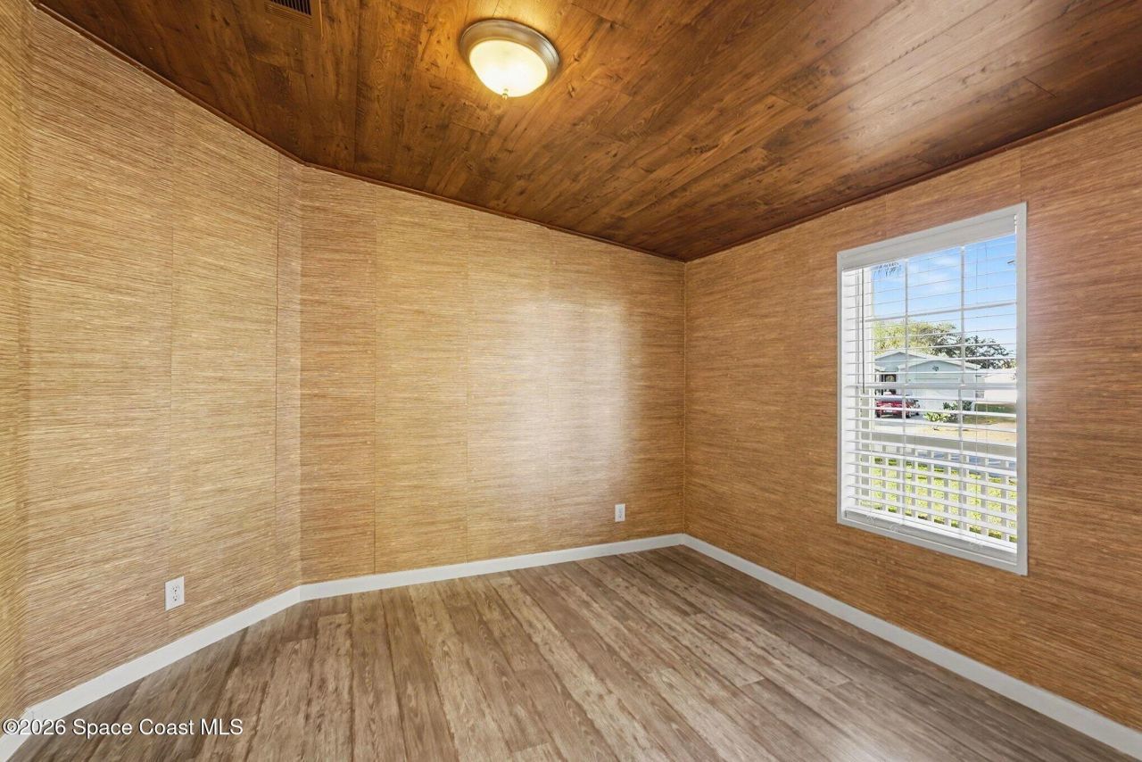 926 Laurel Circle, Barefoot Bay, FL 32976 Photo