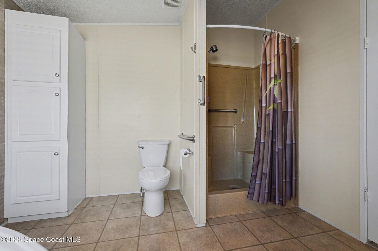 926 Laurel Circle, Barefoot Bay, FL 32976 Photo