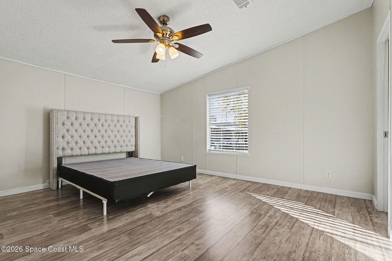 926 Laurel Circle, Barefoot Bay, FL 32976 Photo