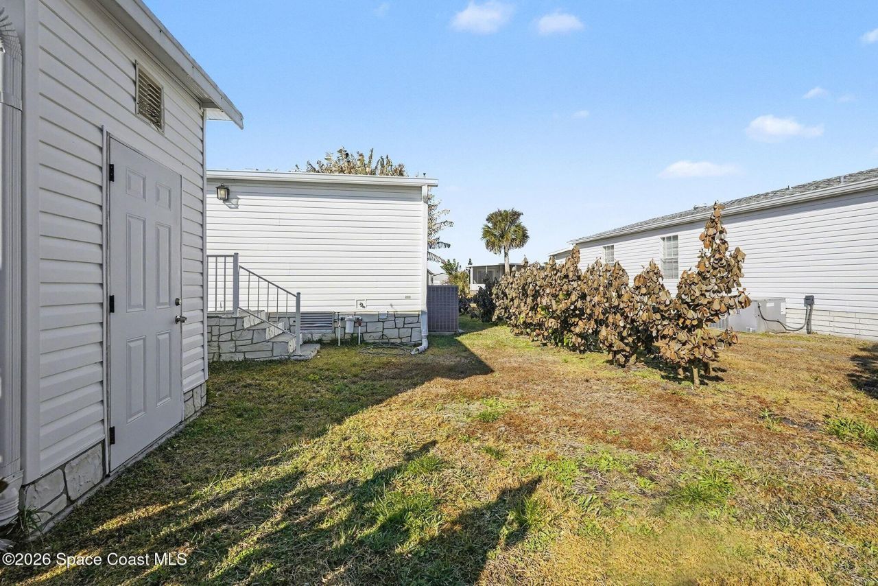 926 Laurel Circle, Barefoot Bay, FL 32976 Photo