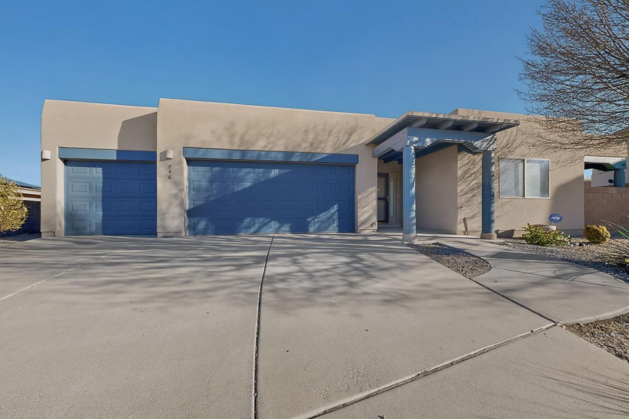 746 Loma Pinon Loop NE Rio Rancho, NM 87144