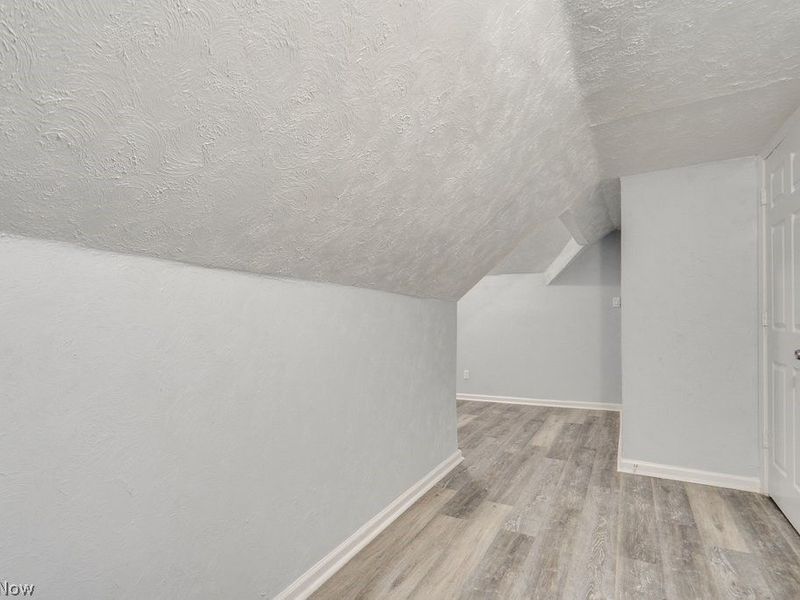 9809 Way Avenue, Cleveland, OH 44105 Photo 15