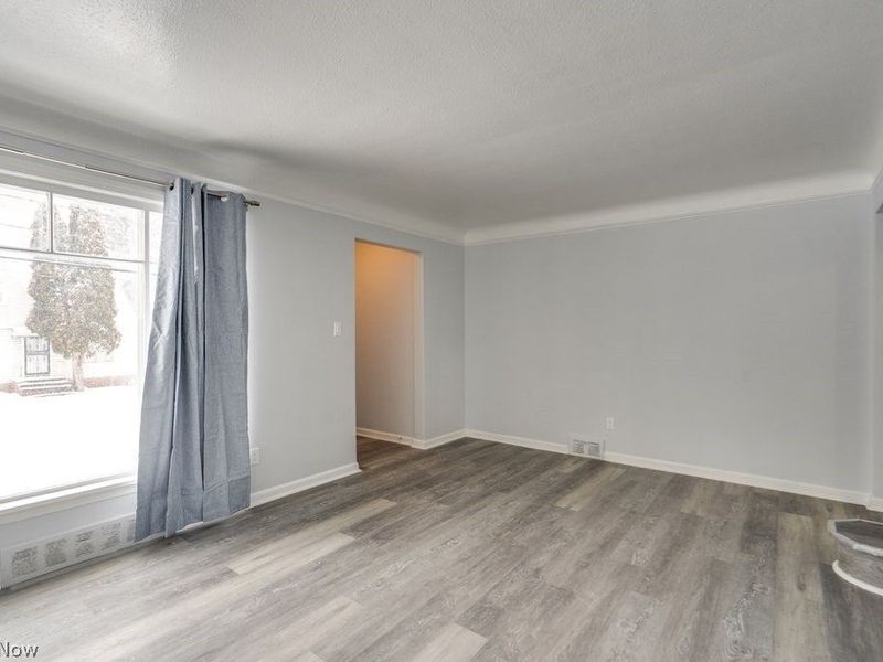 9809 Way Avenue, Cleveland, OH 44105 Photo 4