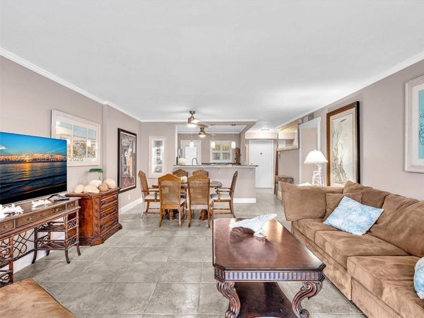 201 SE 11th Ter , Unit 303, Dania Beach, FL 33004