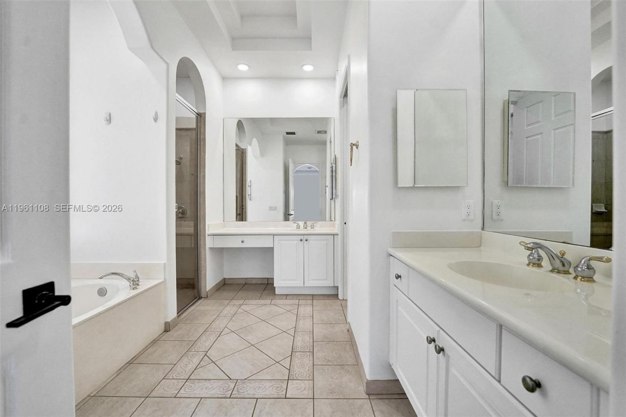 3360 SW 195th Ter, Miramar, FL 33029 Photo