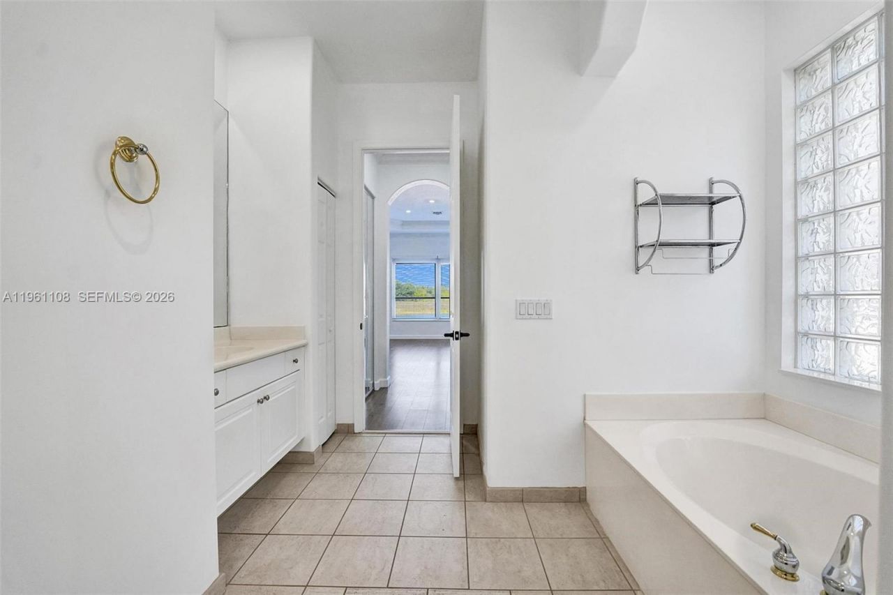 3360 SW 195th Ter, Miramar, FL 33029 Photo