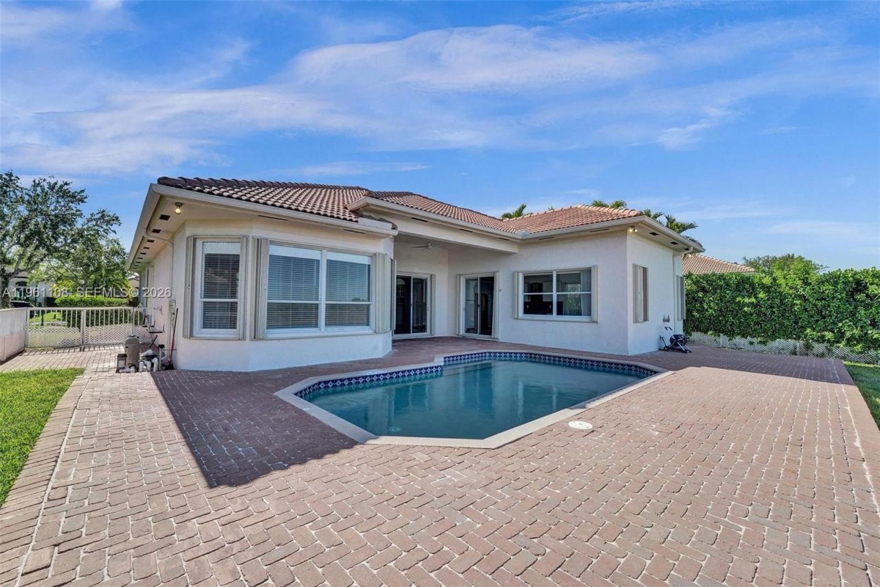 3360 SW 195th Ter, Miramar, FL 33029 Photo