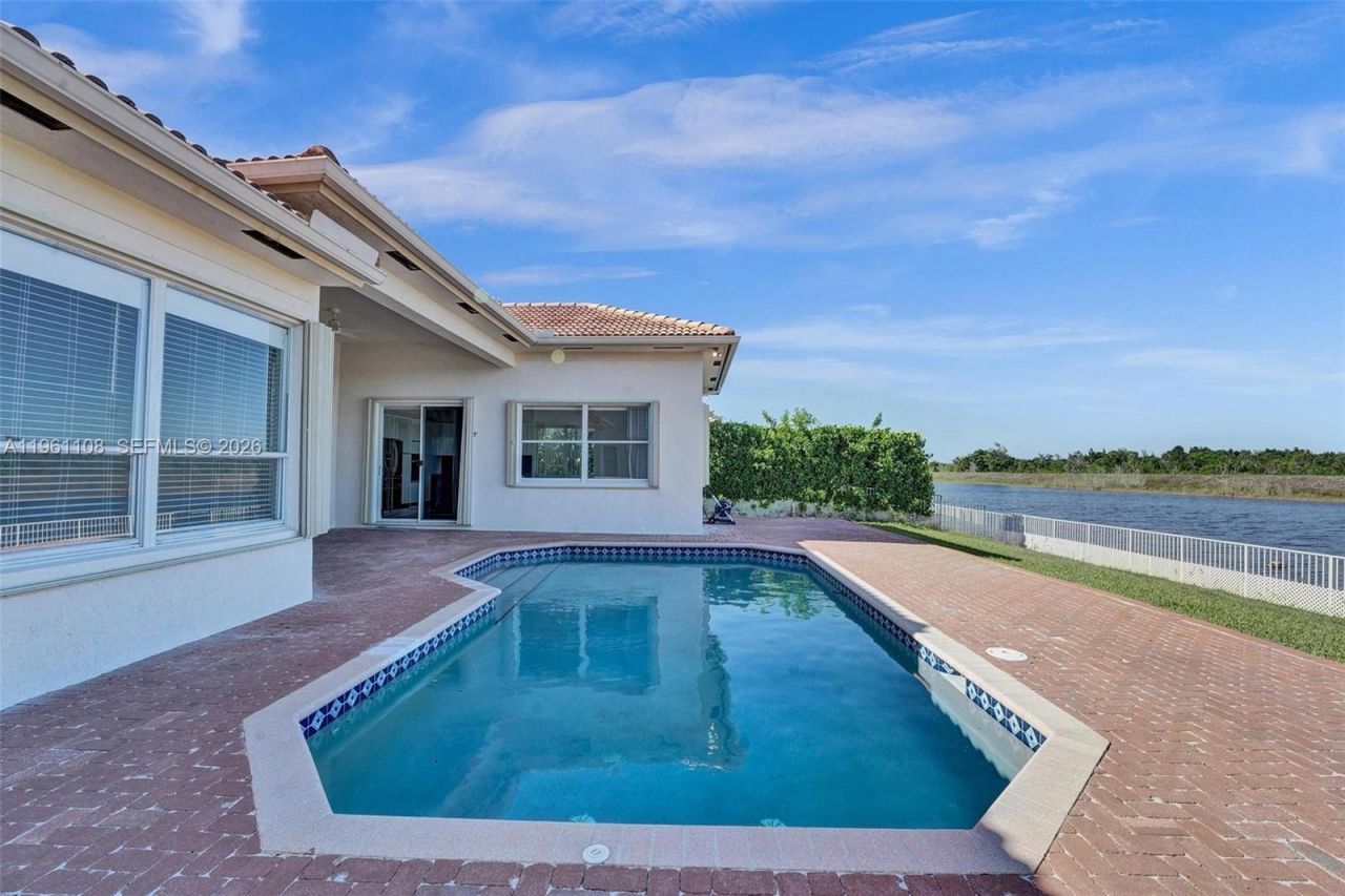 3360 SW 195th Ter, Miramar, FL 33029 Photo