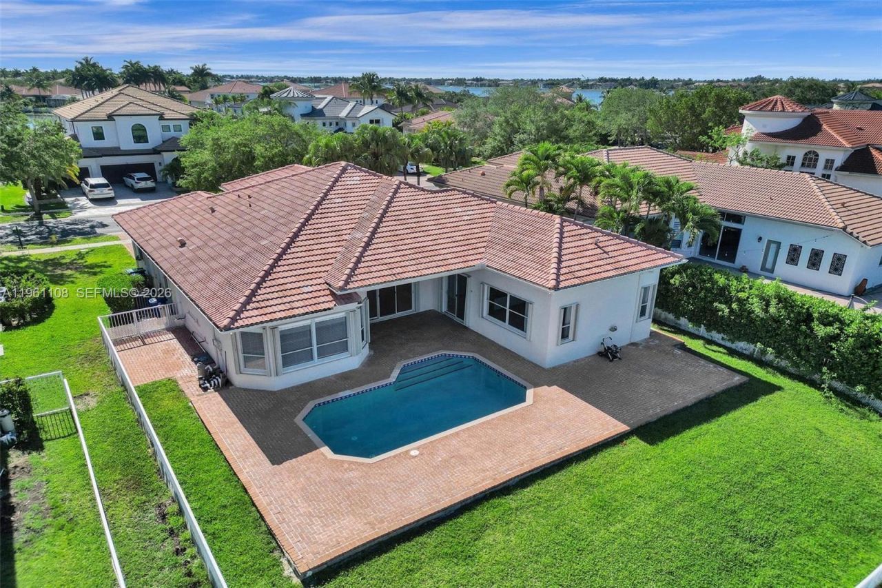 3360 SW 195th Ter, Miramar, FL 33029 Photo