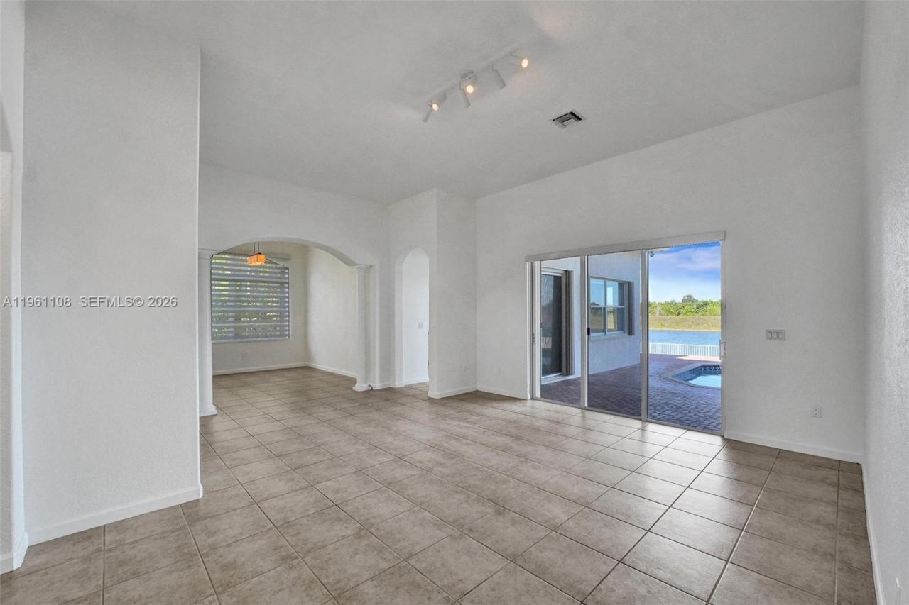 3360 SW 195th Ter, Miramar, FL 33029 Photo