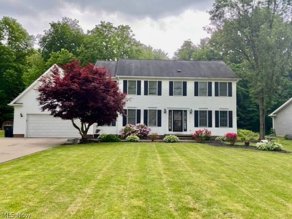 3024 Fallehn Drive, Cortland, OH 44410