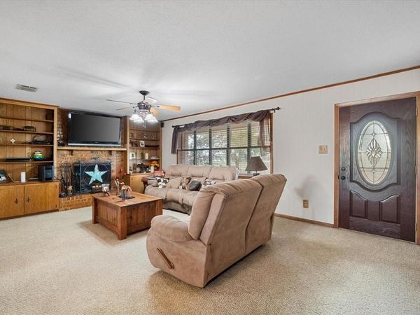 230 FCR 141, Streetman, TX 75859