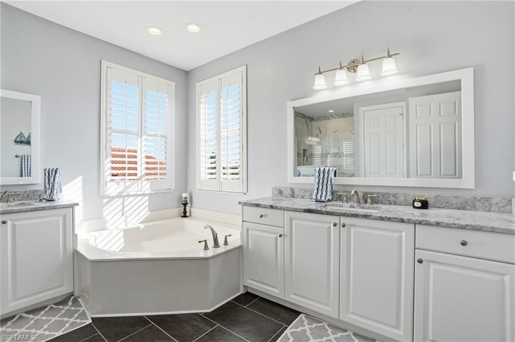 1870 Ivory Cane Pt, Naples, FL 34119 Photo