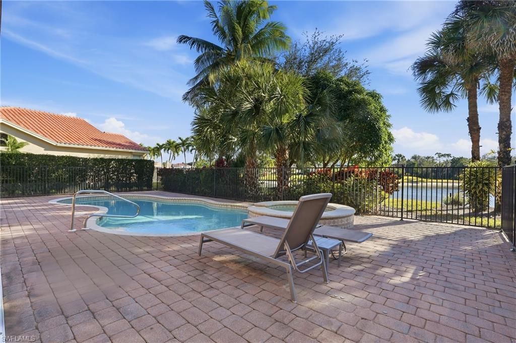 1870 Ivory Cane Pt, Naples, FL 34119 Photo