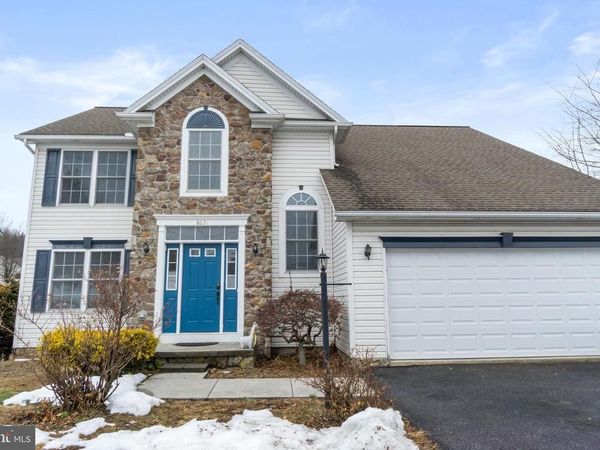 8651 STOTTLEMYER ROAD, WAYNESBORO, PA 17268