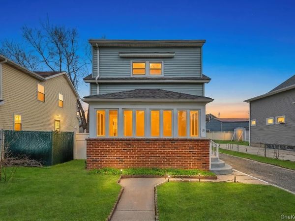 15 Mirin Avenue, Roosevelt, NY 11575
