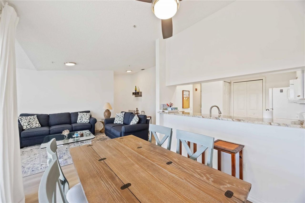 3607 E Bay Drive, Unit 206, Holmes Beach, FL 34217 Photo