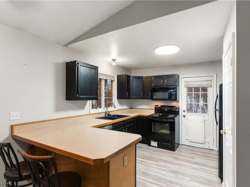 1019 Roseland Avenue NW, Massillon, OH 44647 Photo 7