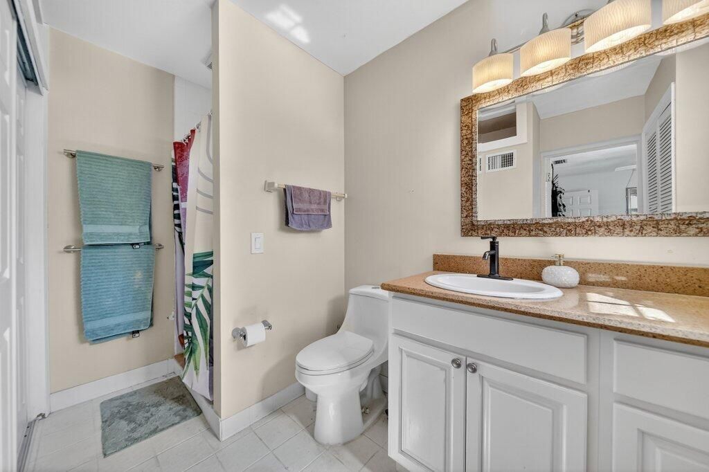 2427 NE Center Street, Jensen Beach, FL 34957 Photo