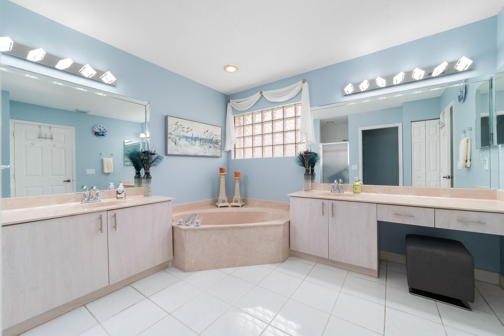 6637 Sun River Road, Boynton Beach, FL 33437 Photo