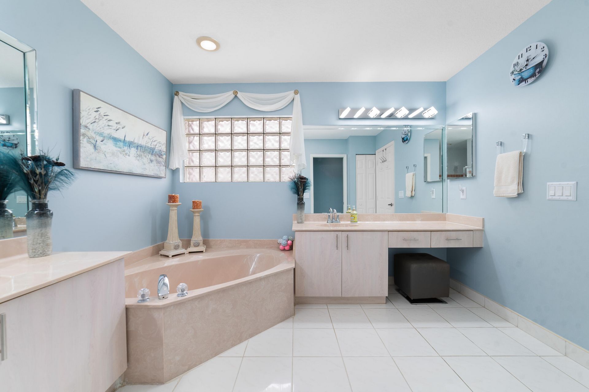 6637 Sun River Road, Boynton Beach, FL 33437 Photo