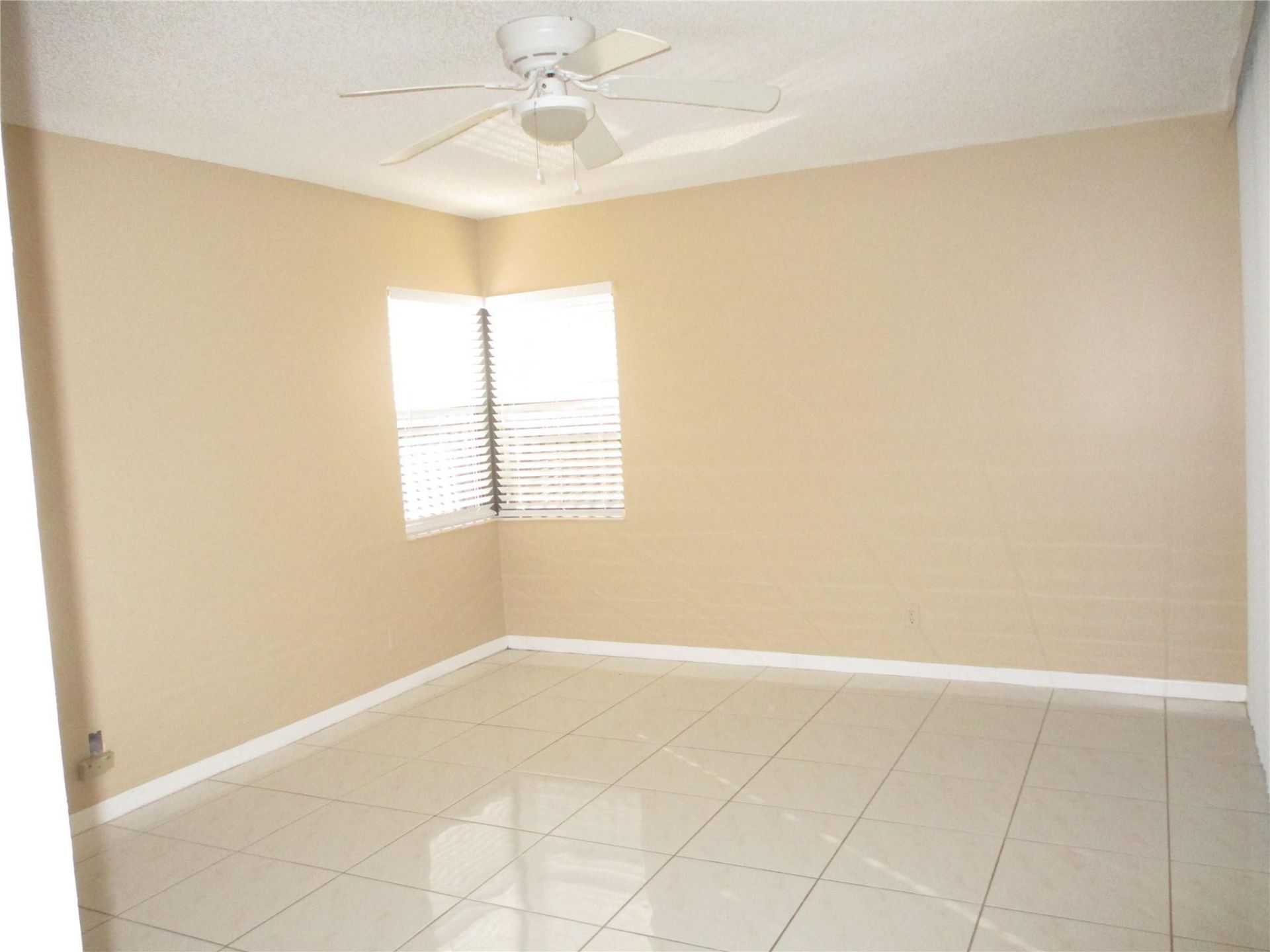 3000 NW 42nd Avenue, Unit B301, Coconut Creek, FL 33066 Photo