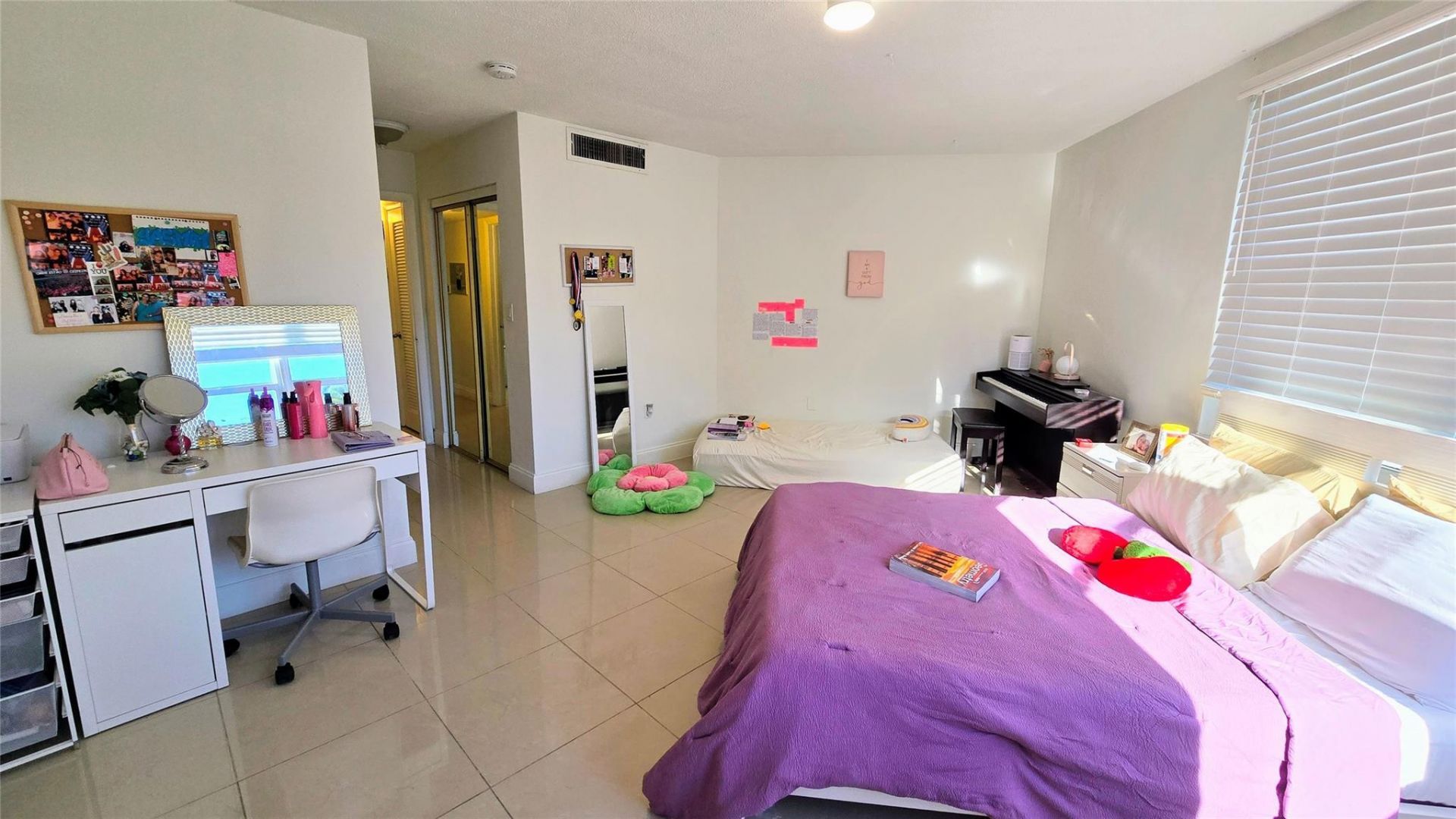 1351 NE 191st Street, Unit E204, Miami, FL 33179 Photo