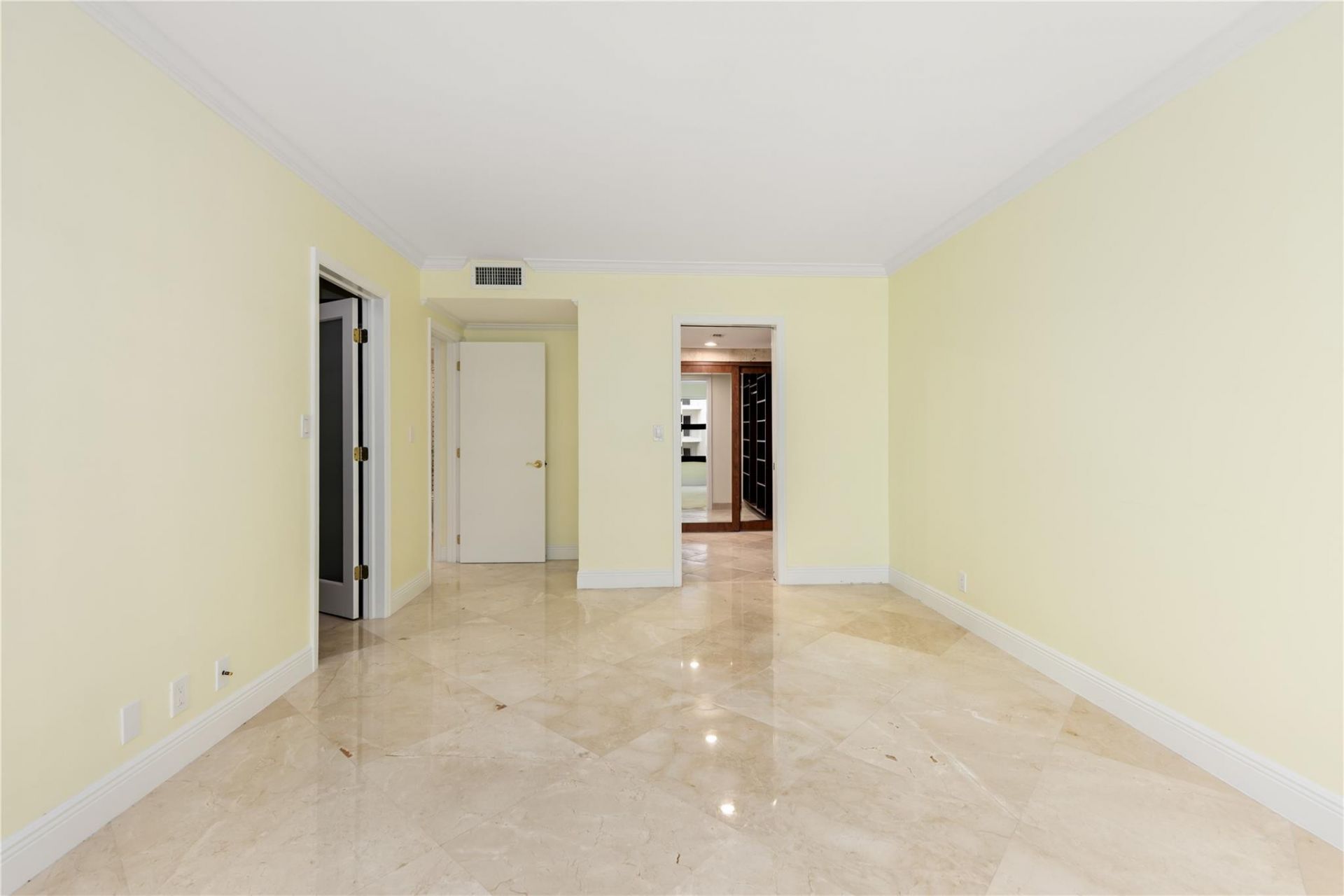 3800 Galt Ocean Drive, Unit 905, Fort Lauderdale, FL 33308 Photo
