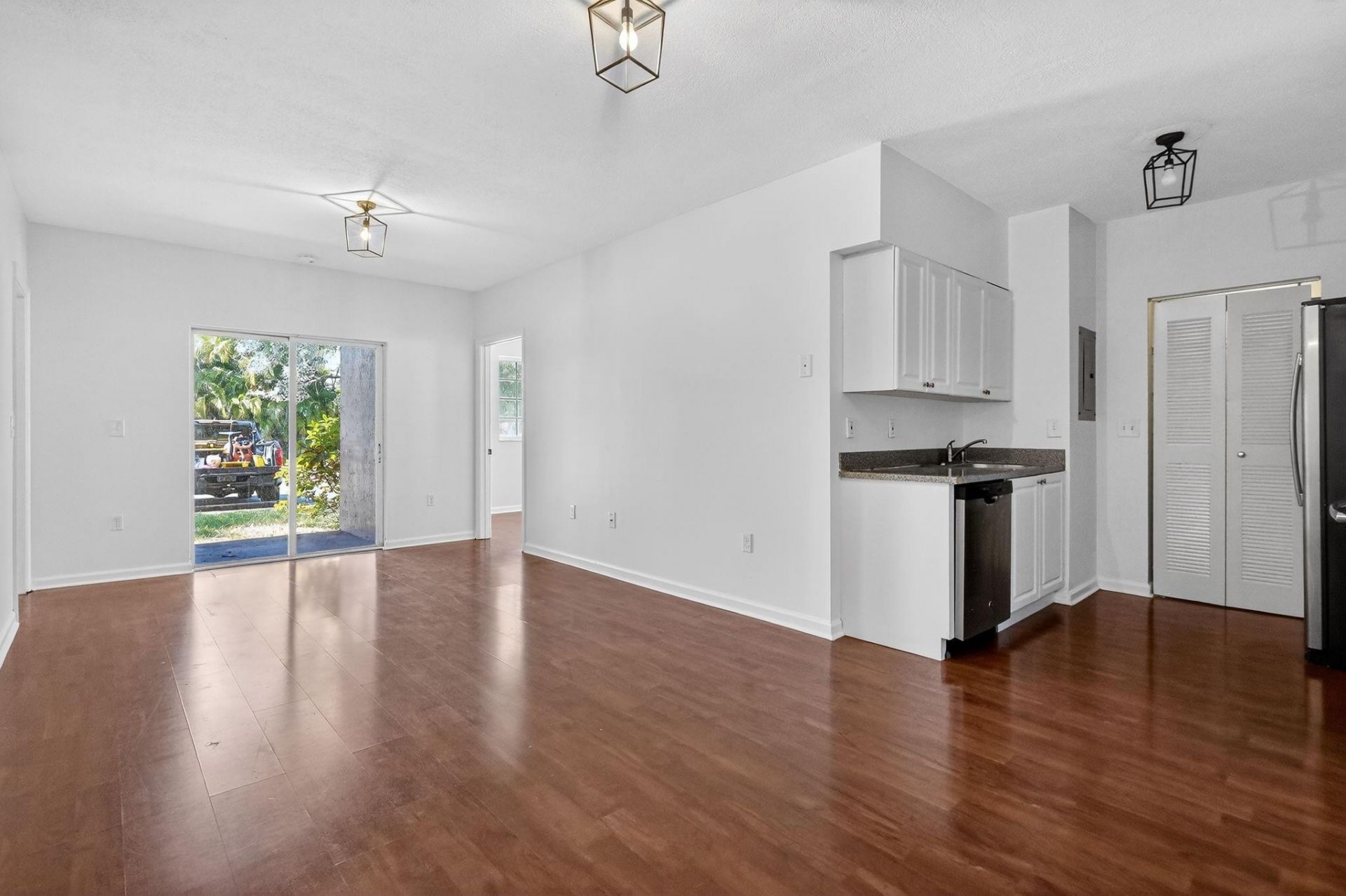 3261 W Sabal Palm Mnr, Unit 101, Hollywood, FL 33024 Photo