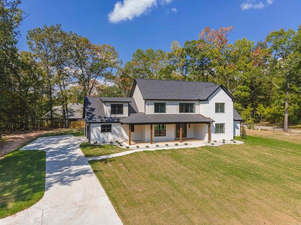 6113 Fait Road, Benton, AR 72019