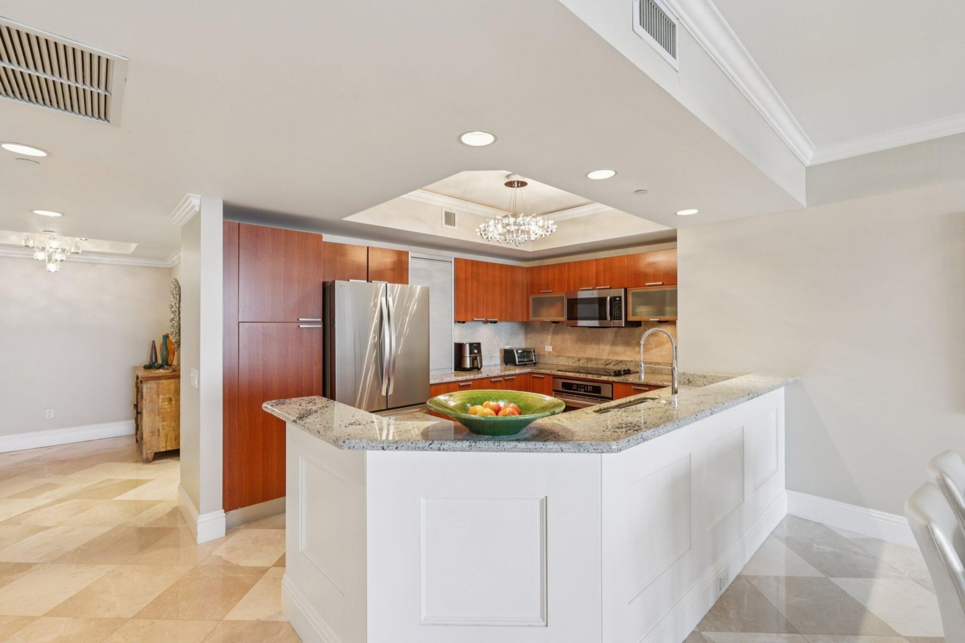 2650 Lake Shore Drive, Unit 1404, Riviera Beach, FL 33404 Photo