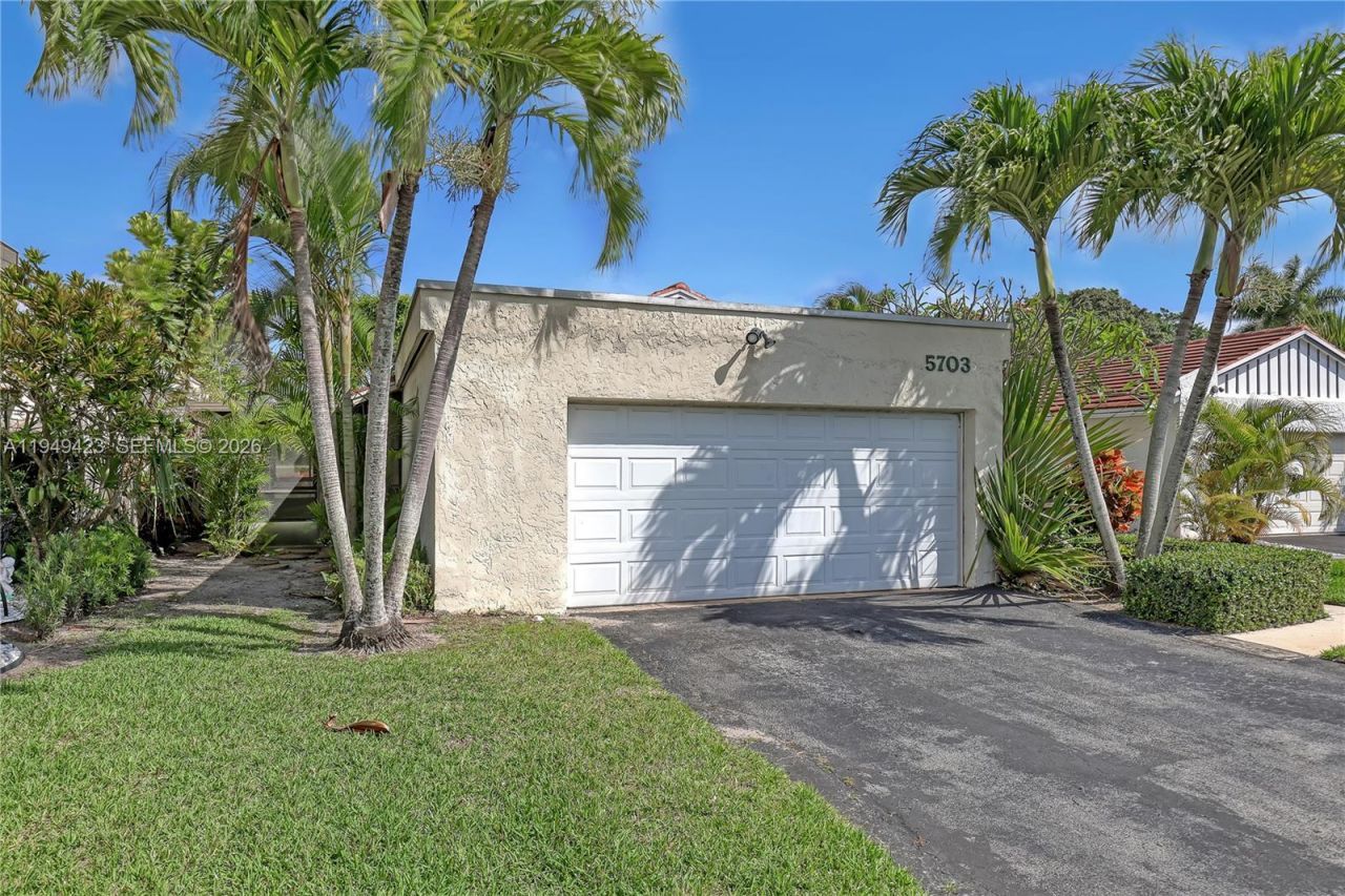 5703 Ainsley Ct, Boynton Beach, FL 33437 Photo