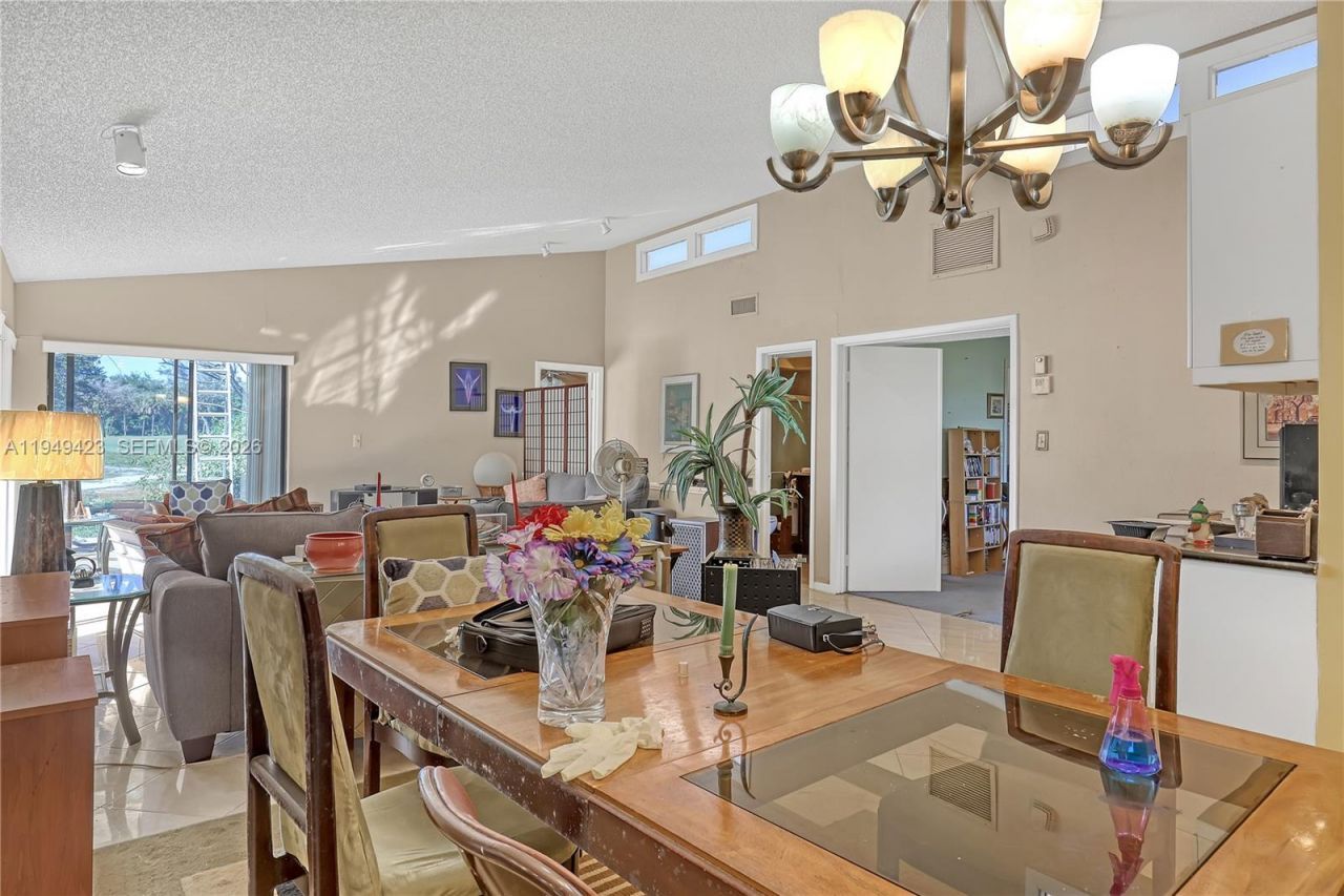 5703 Ainsley Ct, Boynton Beach, FL 33437 Photo