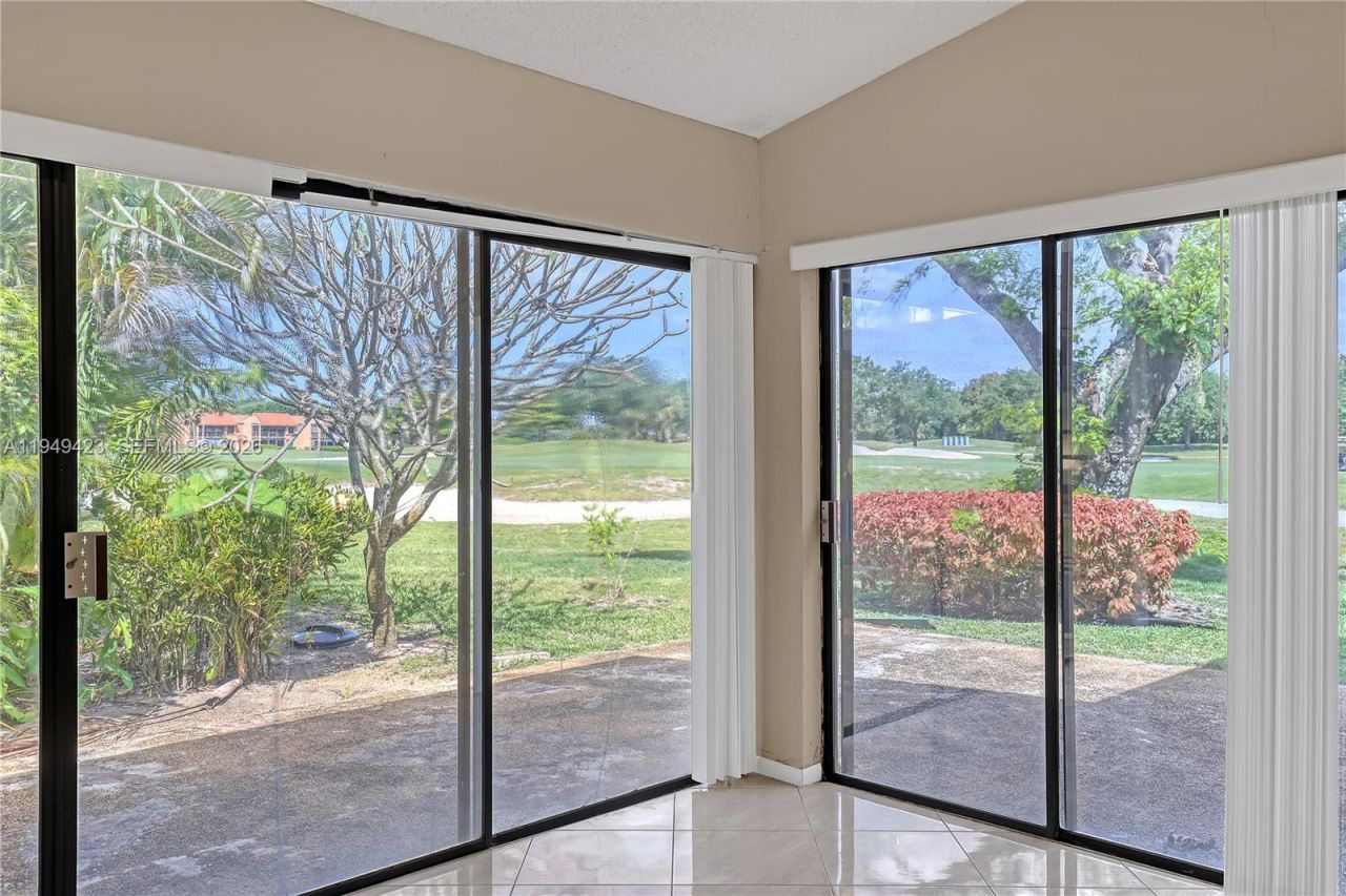 5703 Ainsley Ct, Boynton Beach, FL 33437 Photo