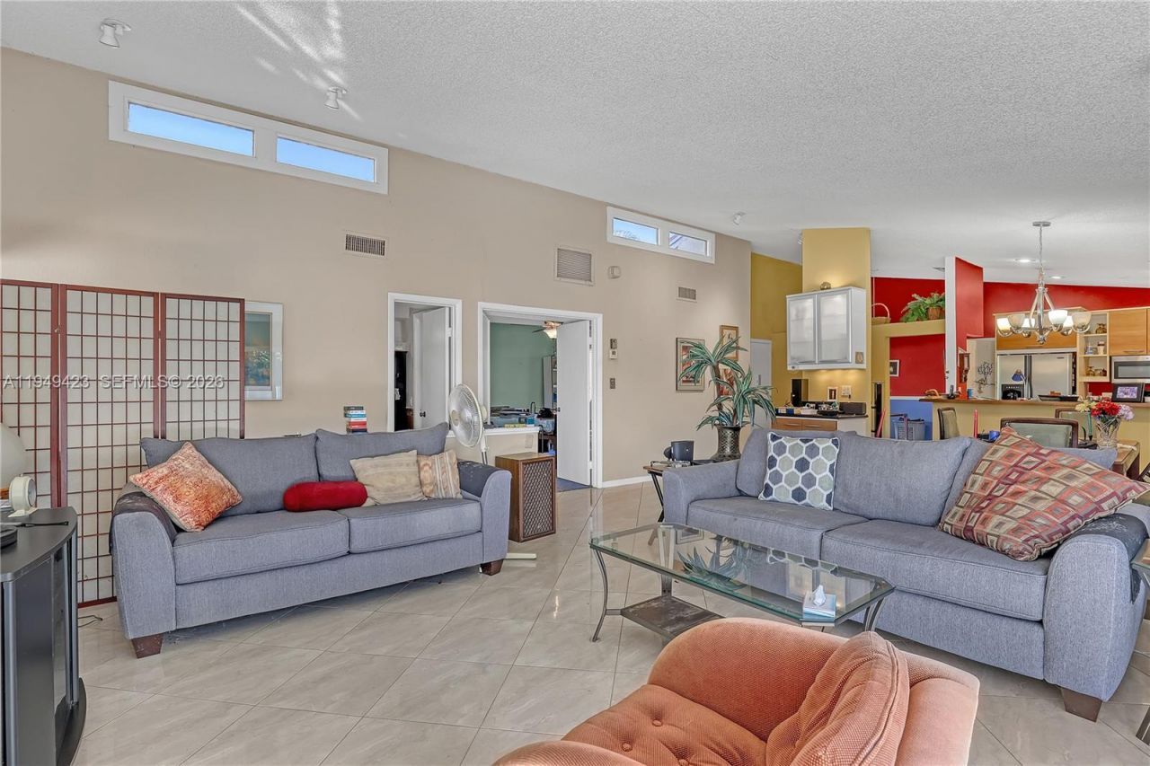 5703 Ainsley Ct, Boynton Beach, FL 33437 Photo