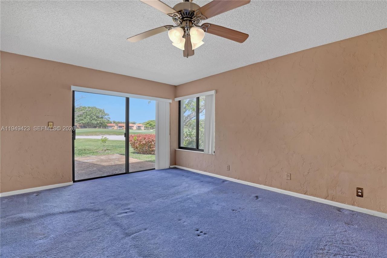 5703 Ainsley Ct, Boynton Beach, FL 33437 Photo