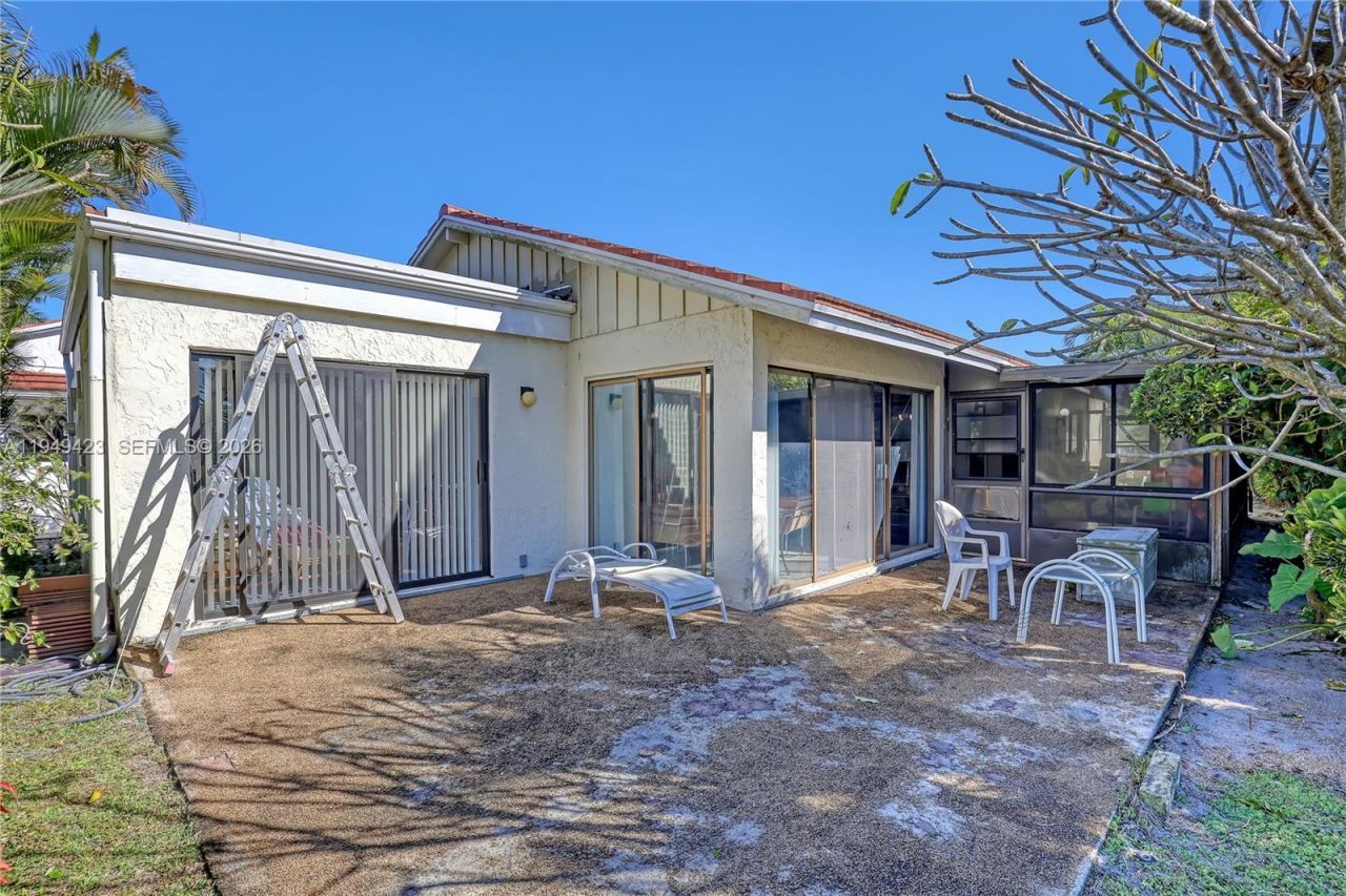 5703 Ainsley Ct, Boynton Beach, FL 33437 Photo