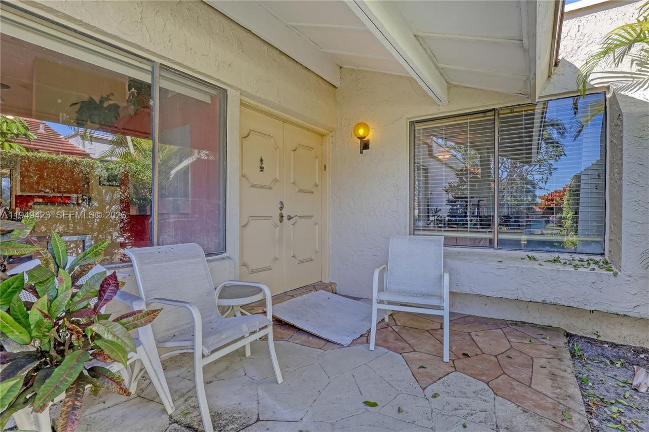 5703 Ainsley Ct, Boynton Beach, FL 33437 Photo