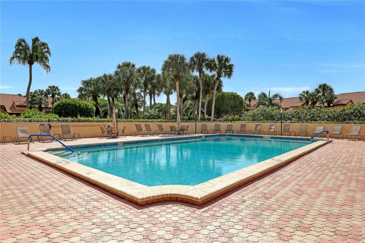 5703 Ainsley Ct, Boynton Beach, FL 33437 Photo