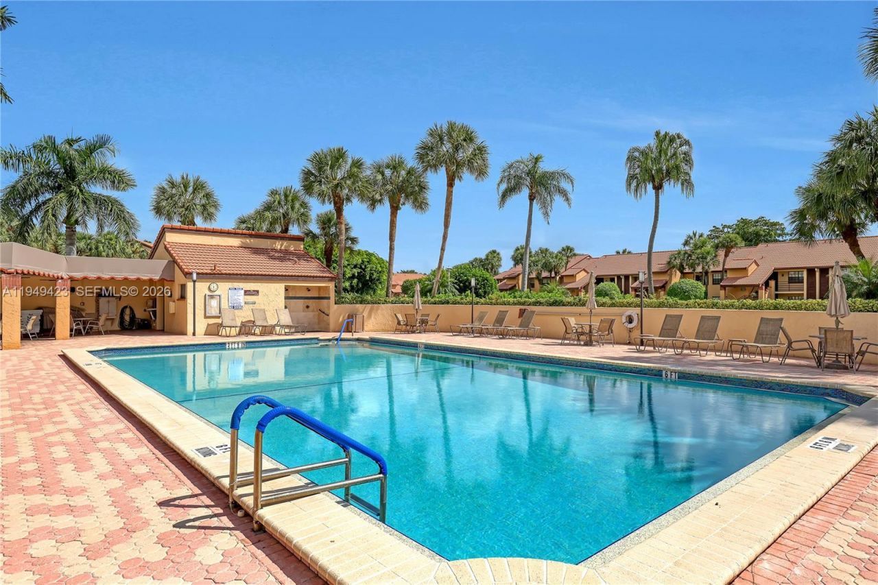 5703 Ainsley Ct, Boynton Beach, FL 33437 Photo