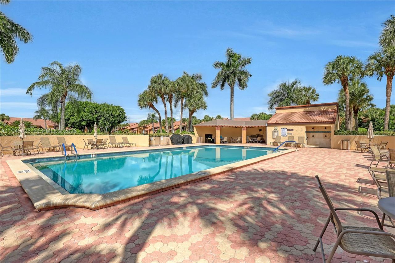 5703 Ainsley Ct, Boynton Beach, FL 33437 Photo