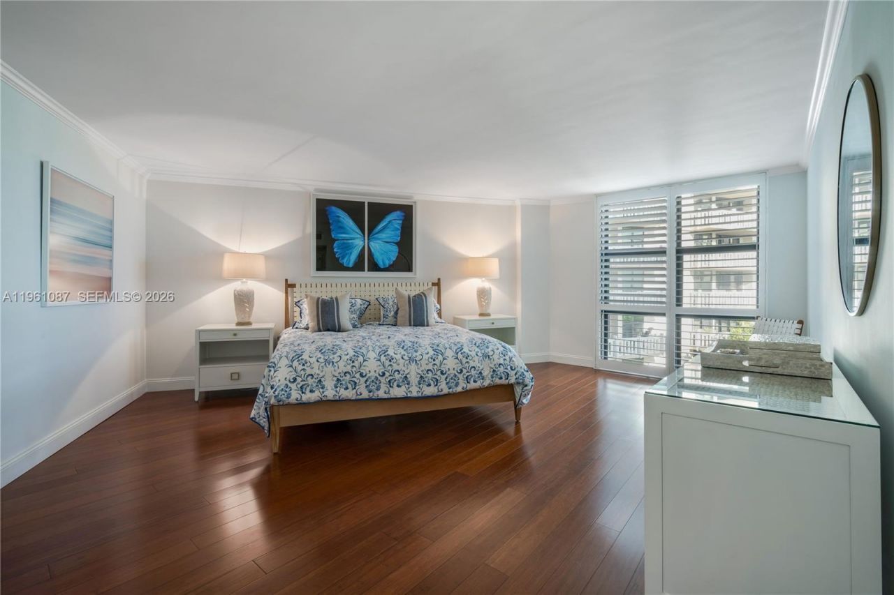 1111 Crandon Blvd , Unit C406, Key Biscayne, FL 33149 Photo