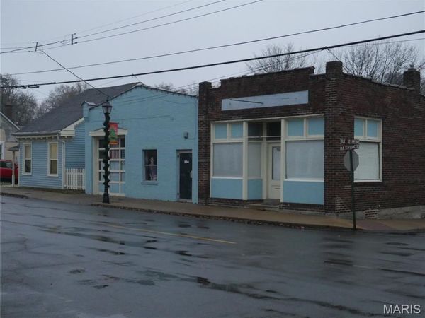 302 Rue Saint Francois Street, Florissant, MO 63031