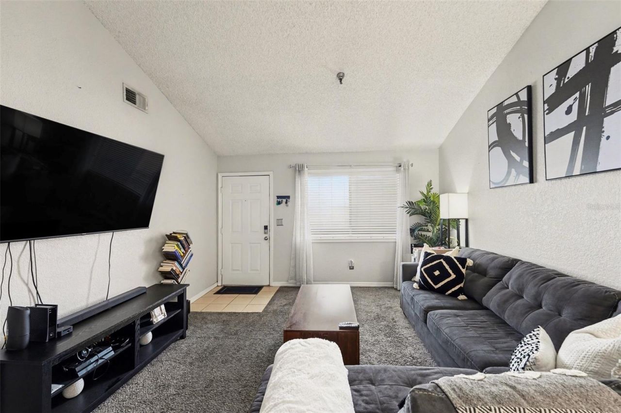 10265 Gandy Boulevard N, Unit 1202, Saint Petersburg, FL 33702 Photo