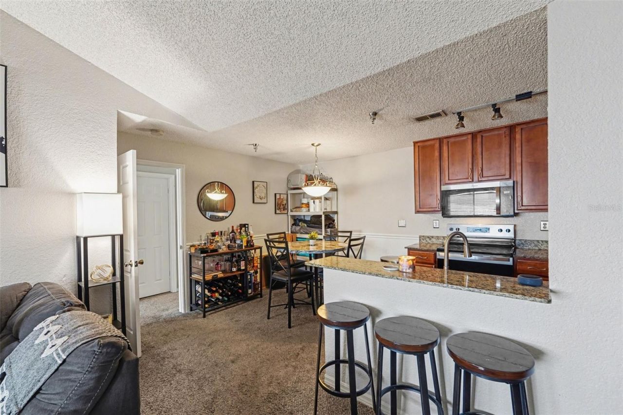 10265 Gandy Boulevard N, Unit 1202, Saint Petersburg, FL 33702 Photo