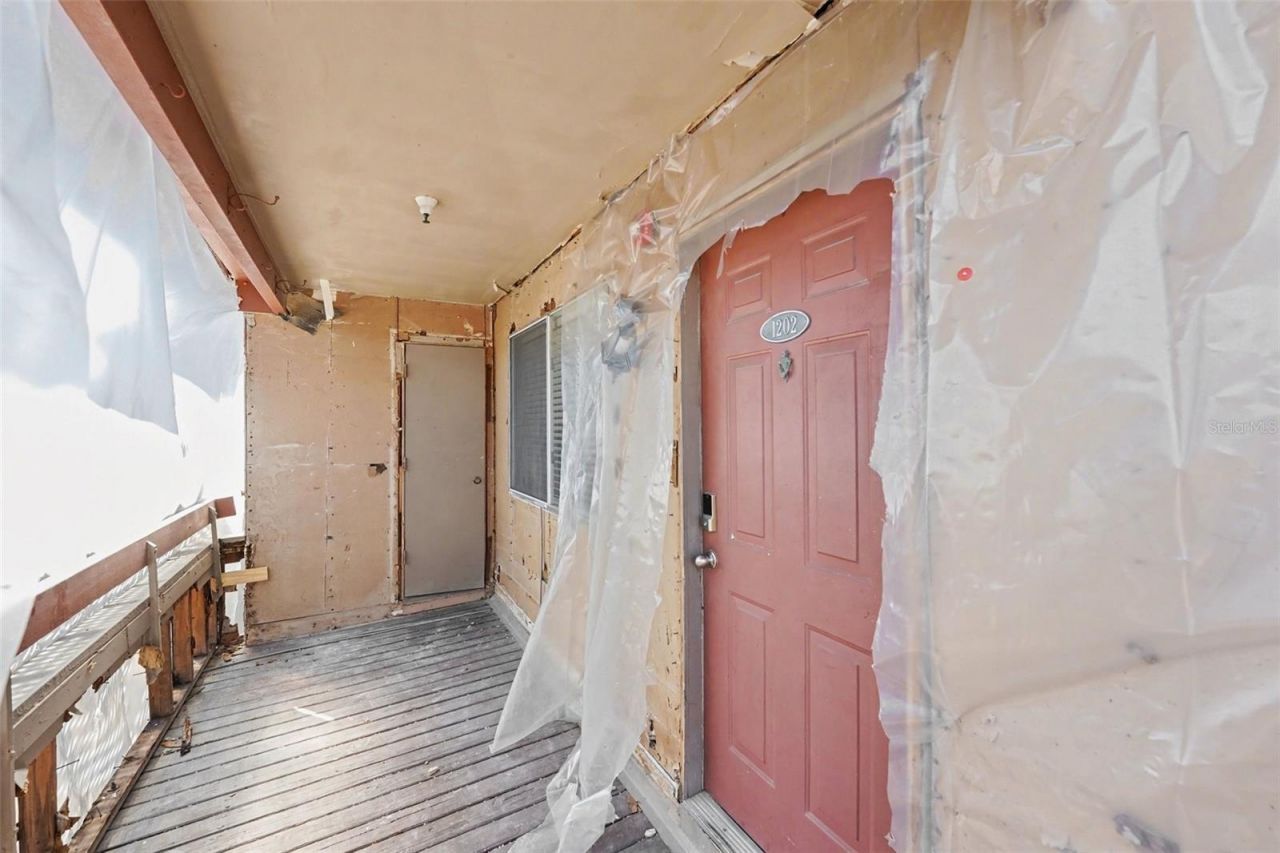 10265 Gandy Boulevard N, Unit 1202, Saint Petersburg, FL 33702 Photo