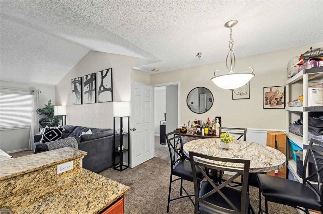 10265 Gandy Boulevard N, Unit 1202, Saint Petersburg, FL 33702 Photo