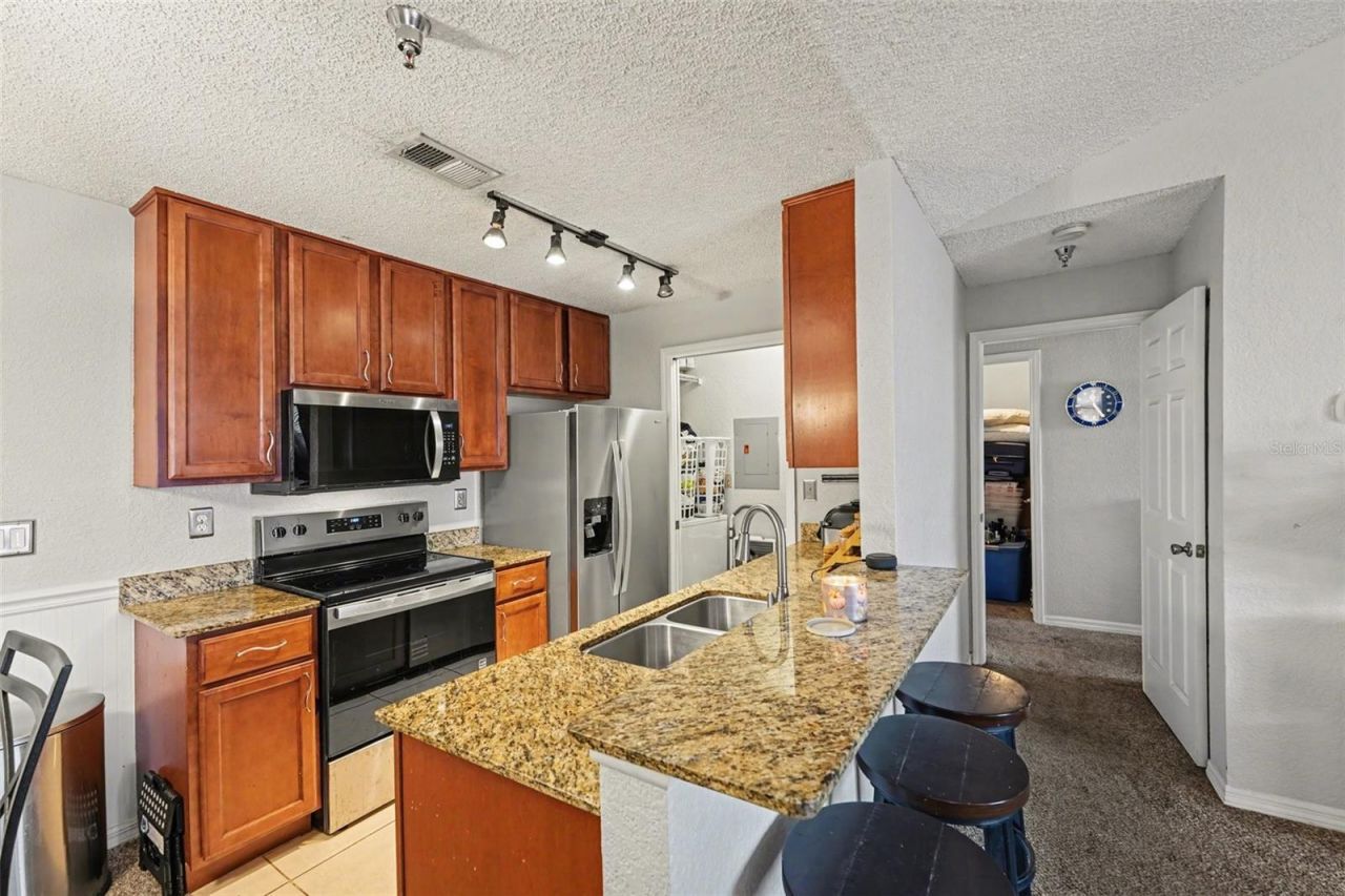 10265 Gandy Boulevard N, Unit 1202, Saint Petersburg, FL 33702 Photo