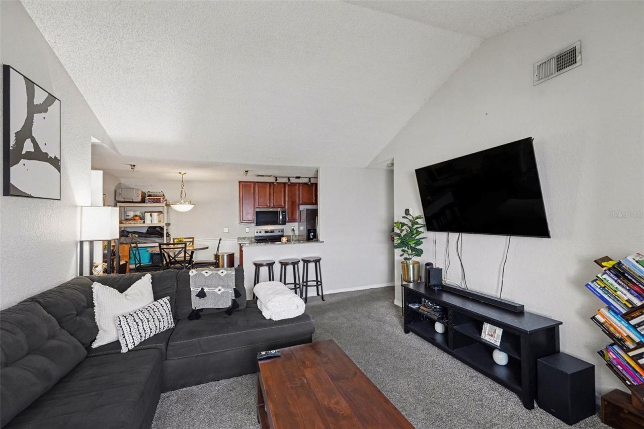 10265 Gandy Boulevard N, Unit 1202, Saint Petersburg, FL 33702 Photo