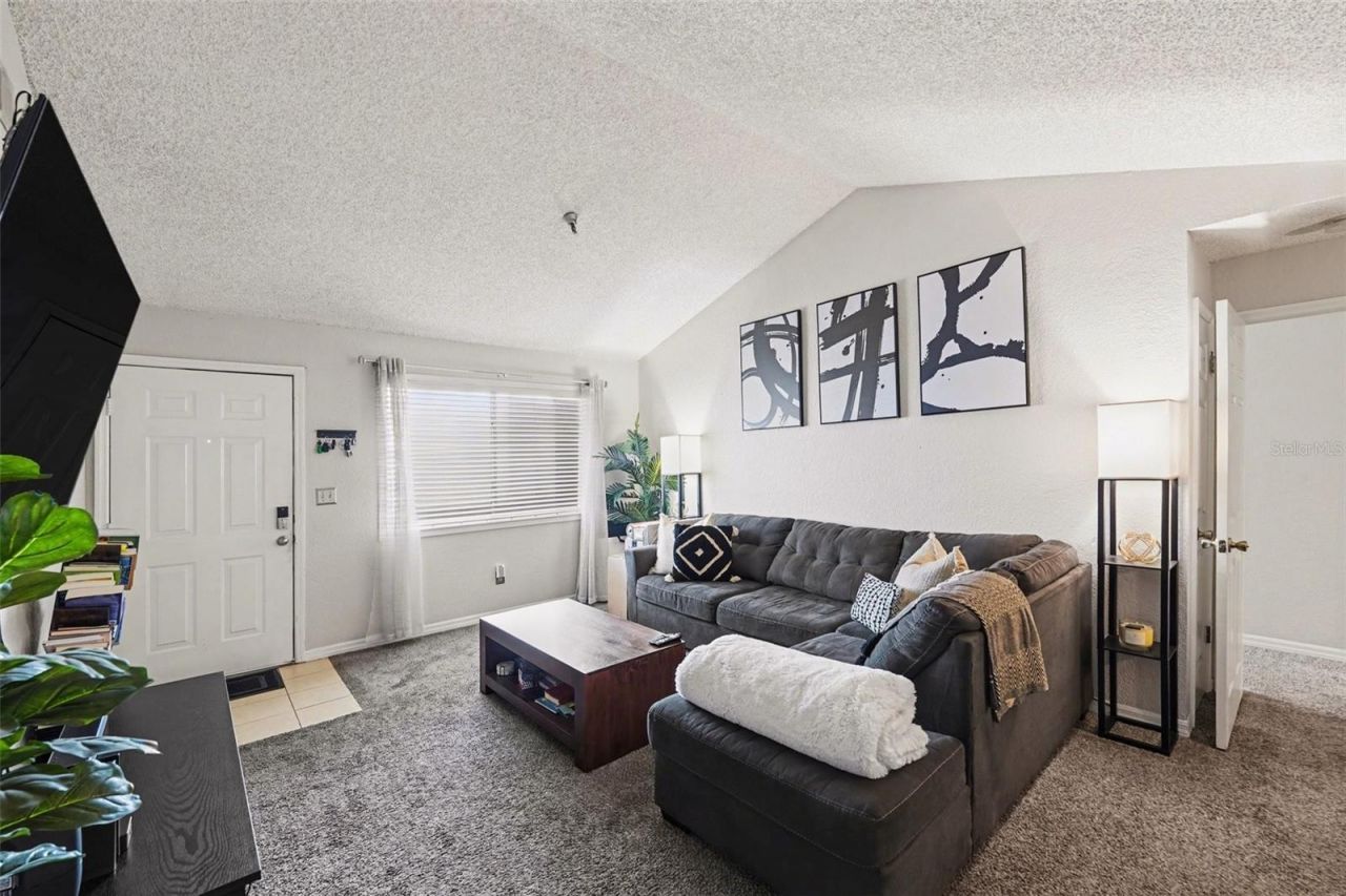 10265 Gandy Boulevard N, Unit 1202, Saint Petersburg, FL 33702 Photo